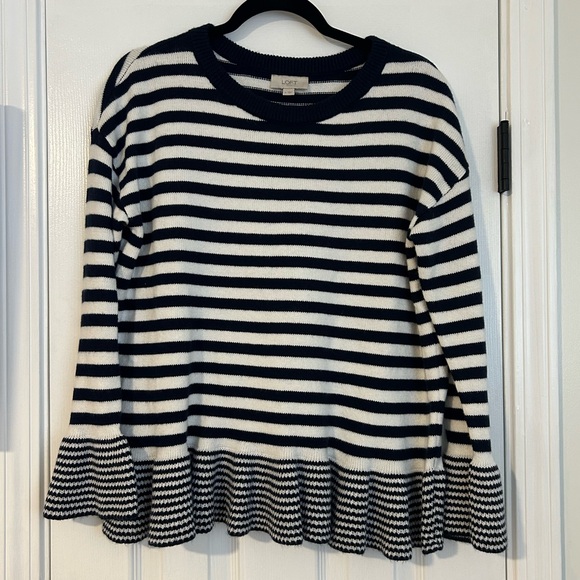 Striped ruffle sweater - Picture 1 of 4